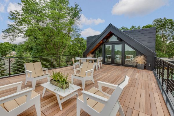 Deck Construction in Peyton