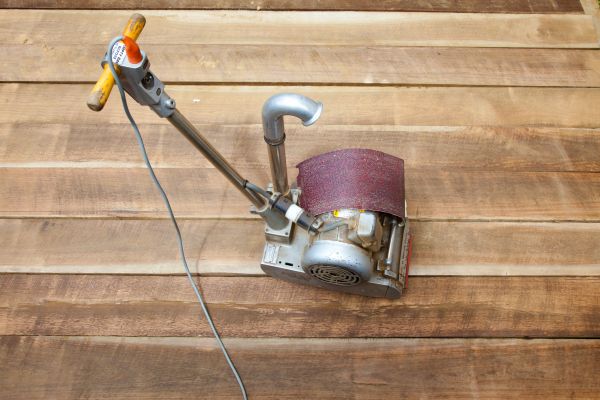 Cost of Veranda Sanding in Peyton